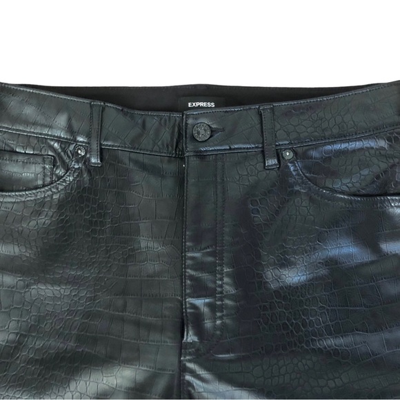 Express  Pant Sz 8 Super High Waisted Croc Embossed Faux Leather Crop Straight - Picture 5 of 6